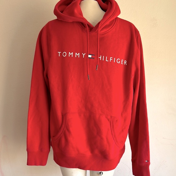 Tommy Hilfiger men’s Sweater Medium Red - Picture 1 of 3